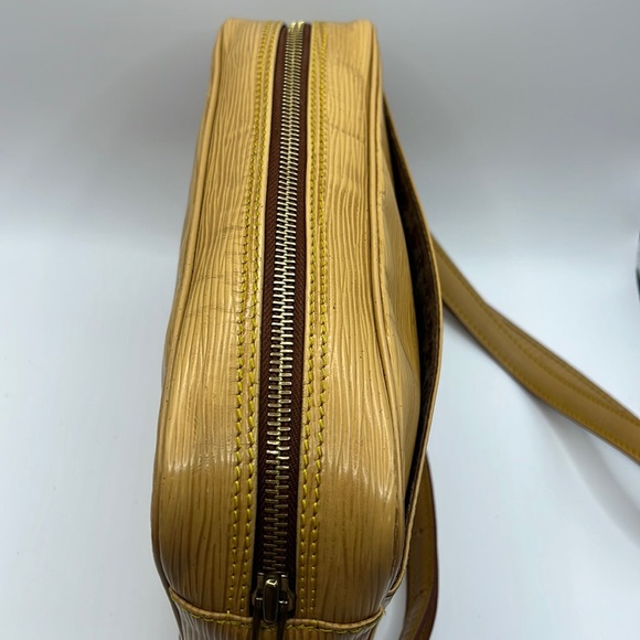 Louis Vuitton Trocadero - Picture 6 of 15